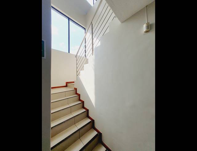 278M² OFFICE TO LET IN CARLSWALD